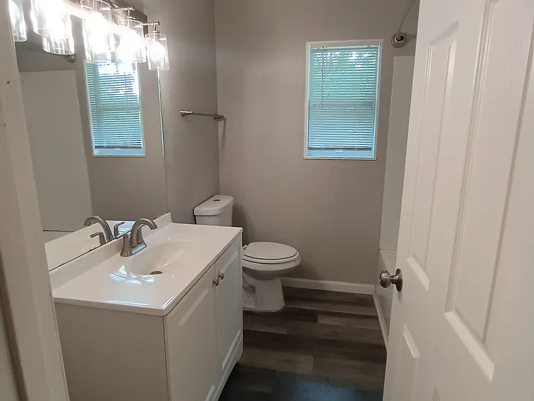 1202 E Walford Dr #11 — Photo 13