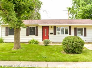 218 Healy Ave, Romeoville, IL 60446