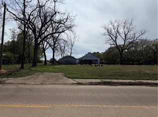 1415 Singer Dr, Pineville, LA 71360