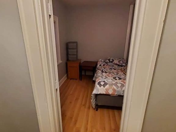 5th image of 516 Stewart Ave #1