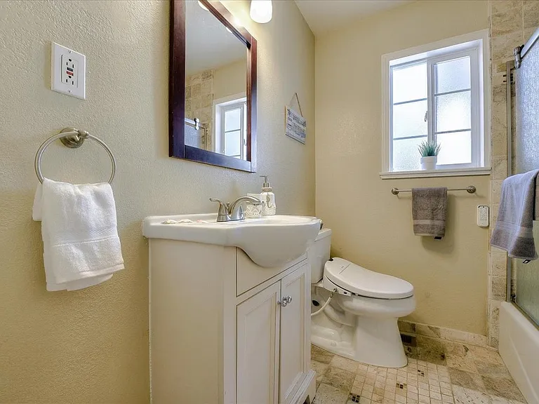 1365 Kimberly Dr — Photo 14