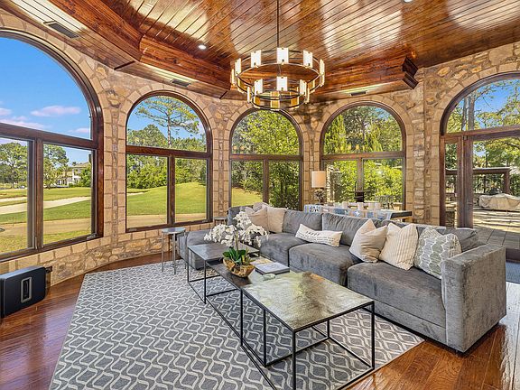 4th image of 1839 Tuscana Pl