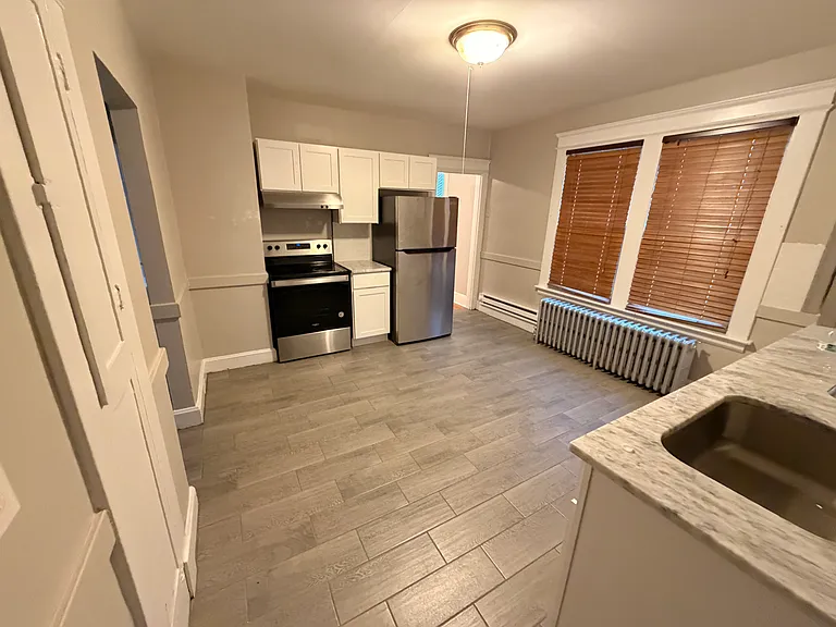 55-57 York St #2 — Photo 10