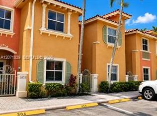 3070 Red Mangrove Ln S, Fort Lauderdale, FL 33312