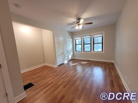 2nd image of 1838 N Fremont St Unit 1