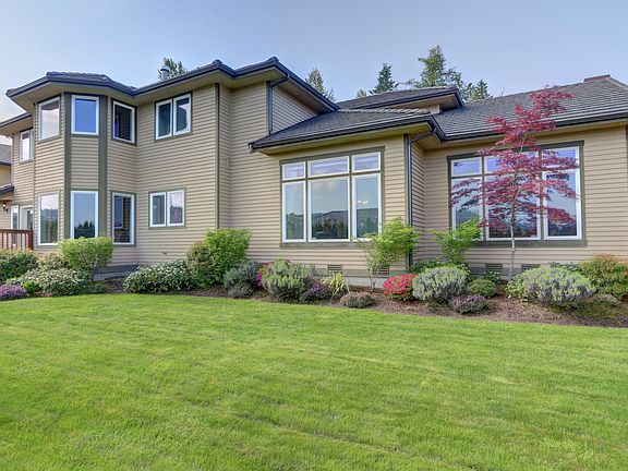 2nd image of 8302 154th Ave SE