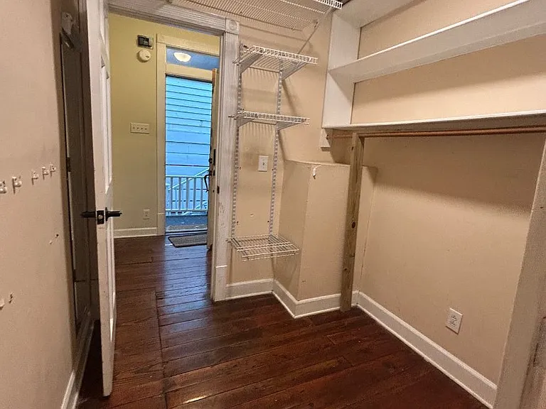 13 Elizabeth St #A — Photo 29