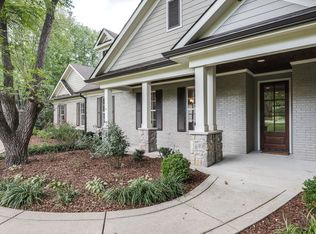 8006 Vaden Dr, Brentwood, TN 37027