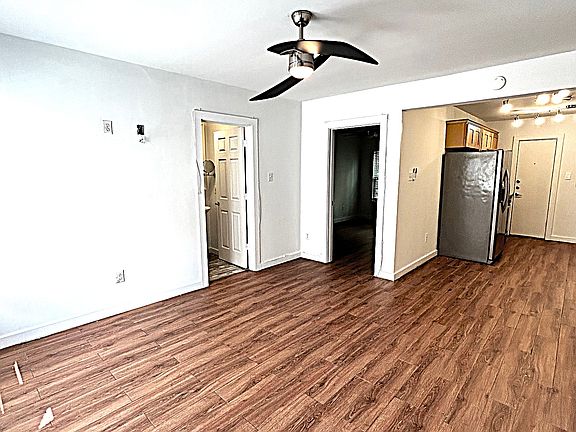 4th image of 4217 Wycliff Ave #1BDDC