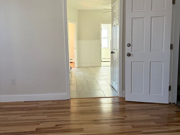 4th image of 13 Orchard St Unit 1
