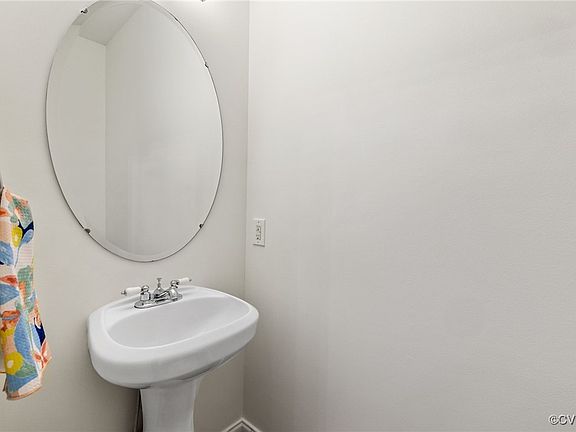4th image of 8813 Merediths Branch Dr