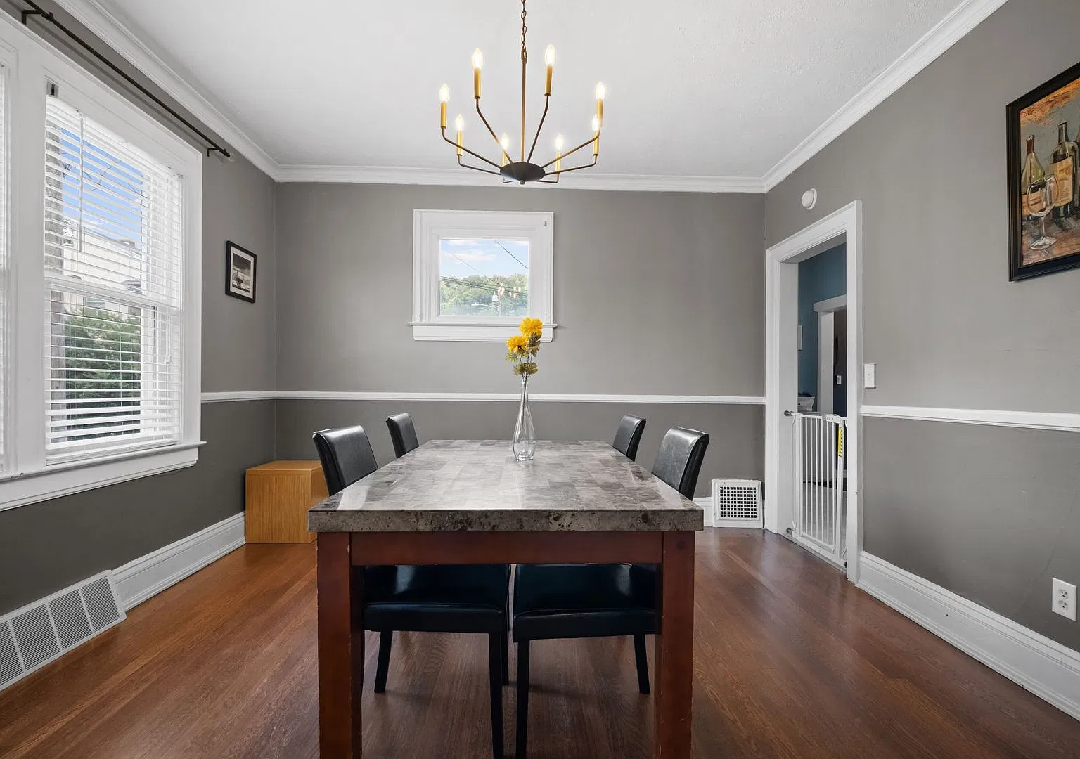 3 bed 3 bath home — Photo 3