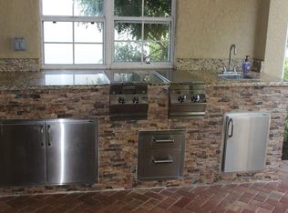 2007 Samantha Ln, Valrico, FL 33594