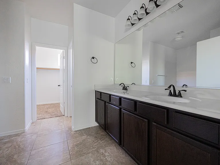 7422 S 27th Way — Photo 18