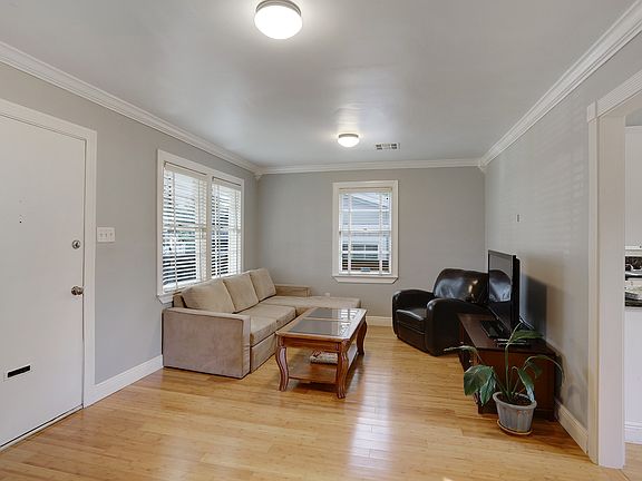 2nd image of 4815 Walmsley Ave.