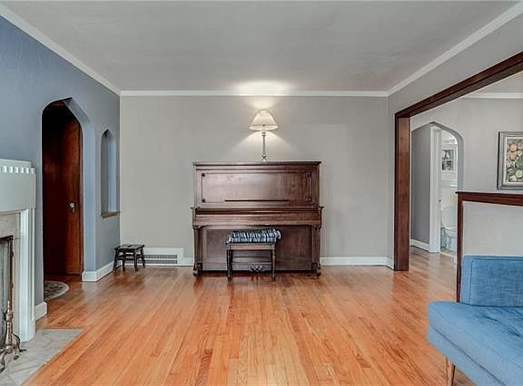 5th image of 5806 Newton St