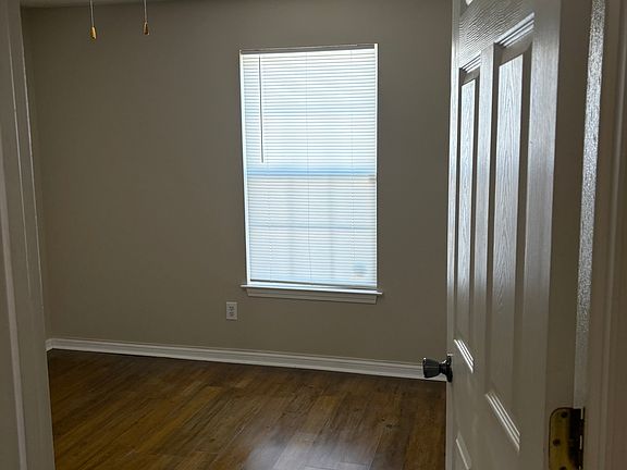 5th image of 4415 Jennymac Dr
