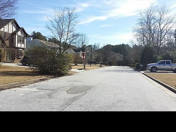 4th image of 2970 Flintrock Way