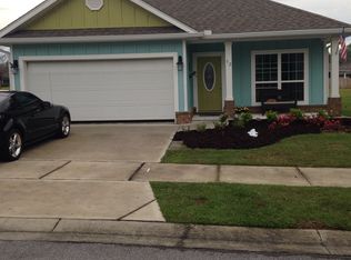52 Marsh Lndg S, Freeport, FL 32439