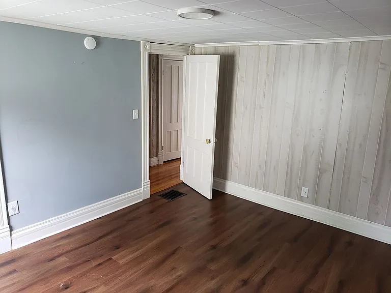 349 Mohawk St — Photo 12