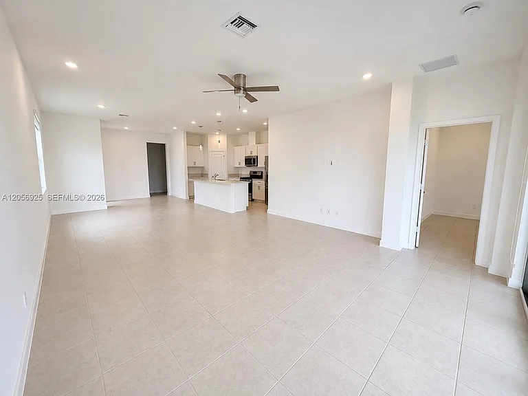 1416 Haywagon Trl #1416 — Photo 2