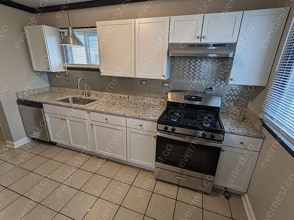 3rd image of 3847 18th St