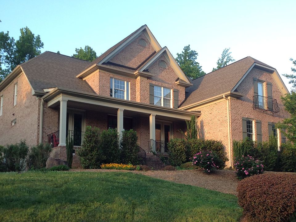 1st image of 107 Sorrento Dr