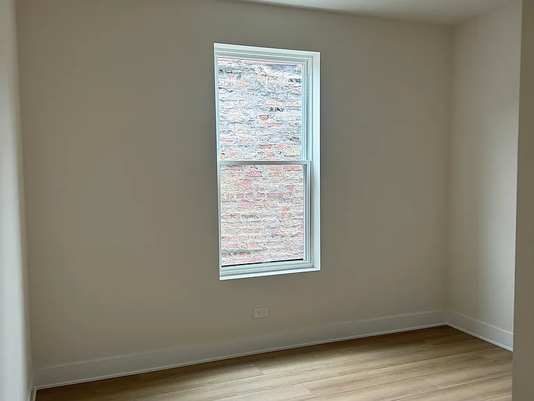 3723 S Lake Park Ave #1 — Photo 19