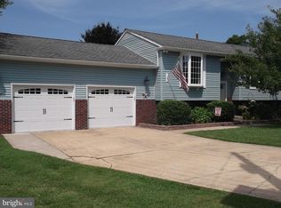 620 S Venetia Ave, Blackwood, NJ 08012