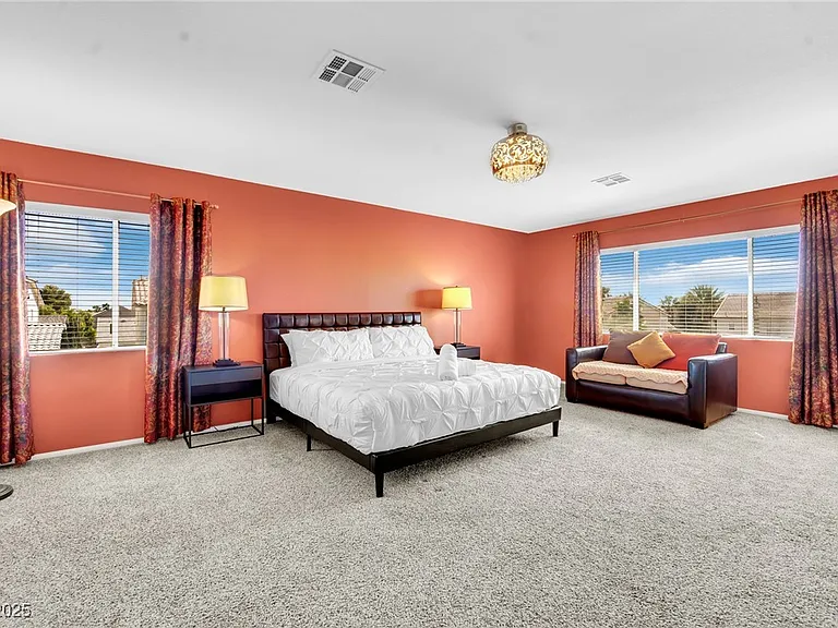 9677 Casper Peak Ct — Photo 31
