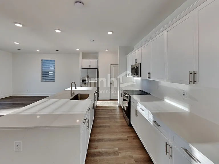 4272 Halo Hollyhock St — Photo 4