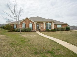 206 Lariat Dr, Fate, TX 75087