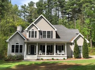 335 Church St, Lee, MA 01238