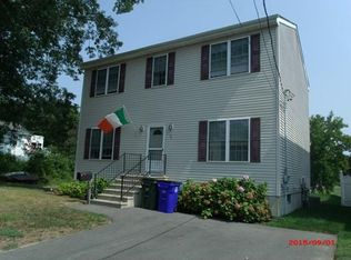 89 Blaine St, Fall River, MA 02723