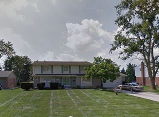 12930 Via Catherina Dr, Grand Blanc, MI 48439