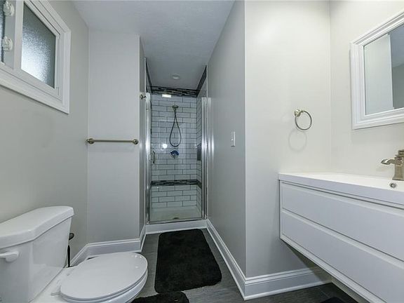 5th image of 12931 W Linden Ln