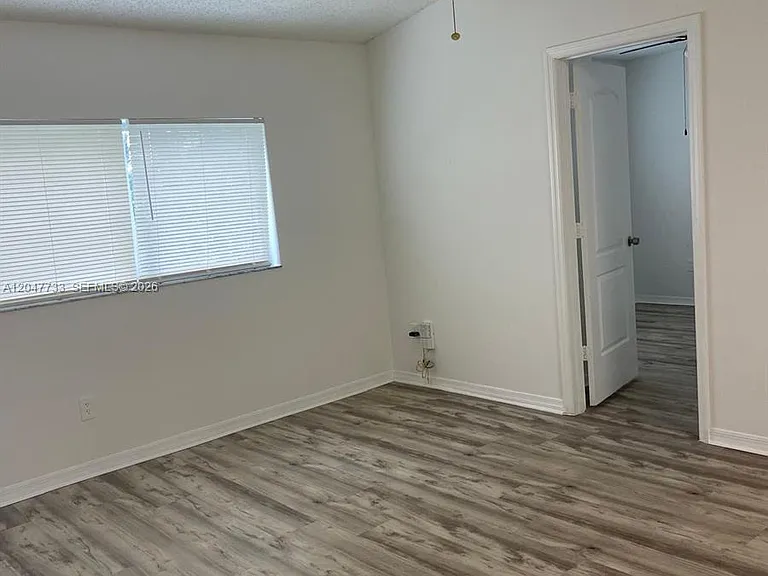 3660 N 56th Ave #601 — Photo 4