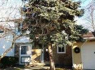 6505 Hathaway Ln, Downers Grove, IL 60516