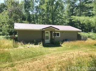 N17589 Parr Rd, Pembine, WI 54156