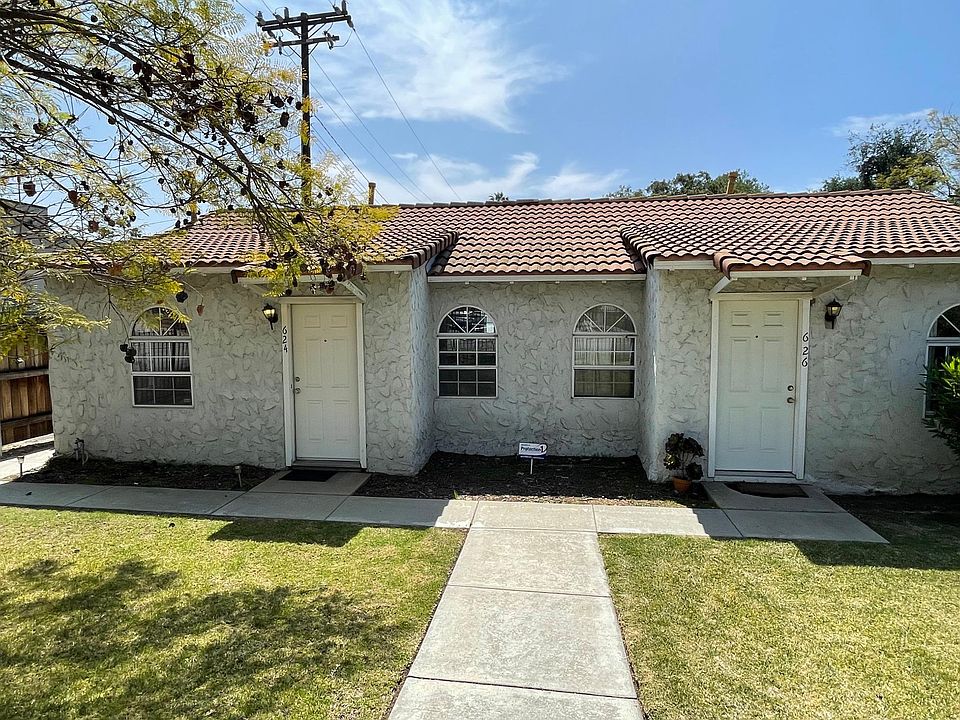 1st image of 624-624 W Altadena Dr
