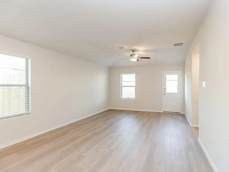 24816 Scilla Way — Photo 3
