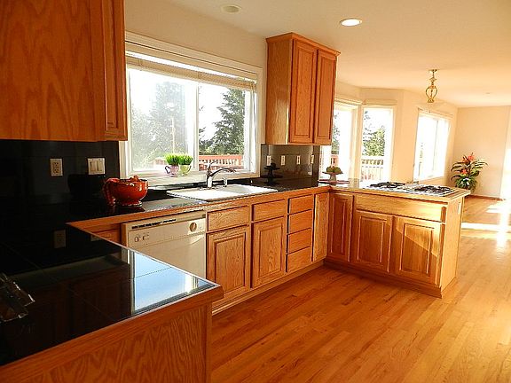Granite counters in Kitchen