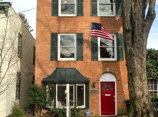 212 9th St SE, Washington, DC 20003