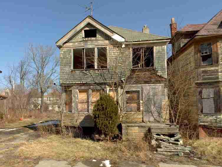 3420 Hurlbut