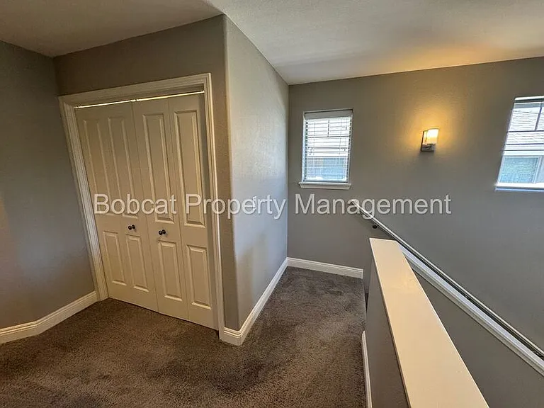 1288 Handelin Rd — Photo 17