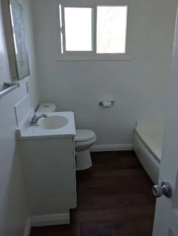 3900 W Adams Blvd — Photo 10