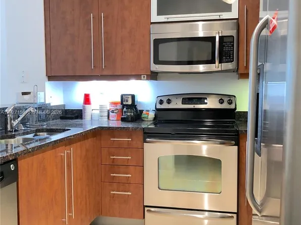 7350 SW 89th St APT 408S, Miami, FL 33156