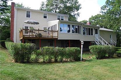 4th image of 120 Birkshire Dr