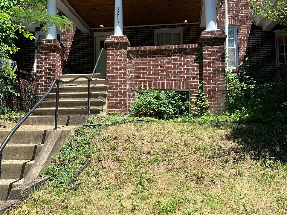 3213 Guilford Ave