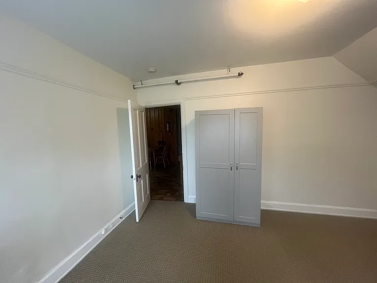 7211 Thomas Blvd — Photo 2